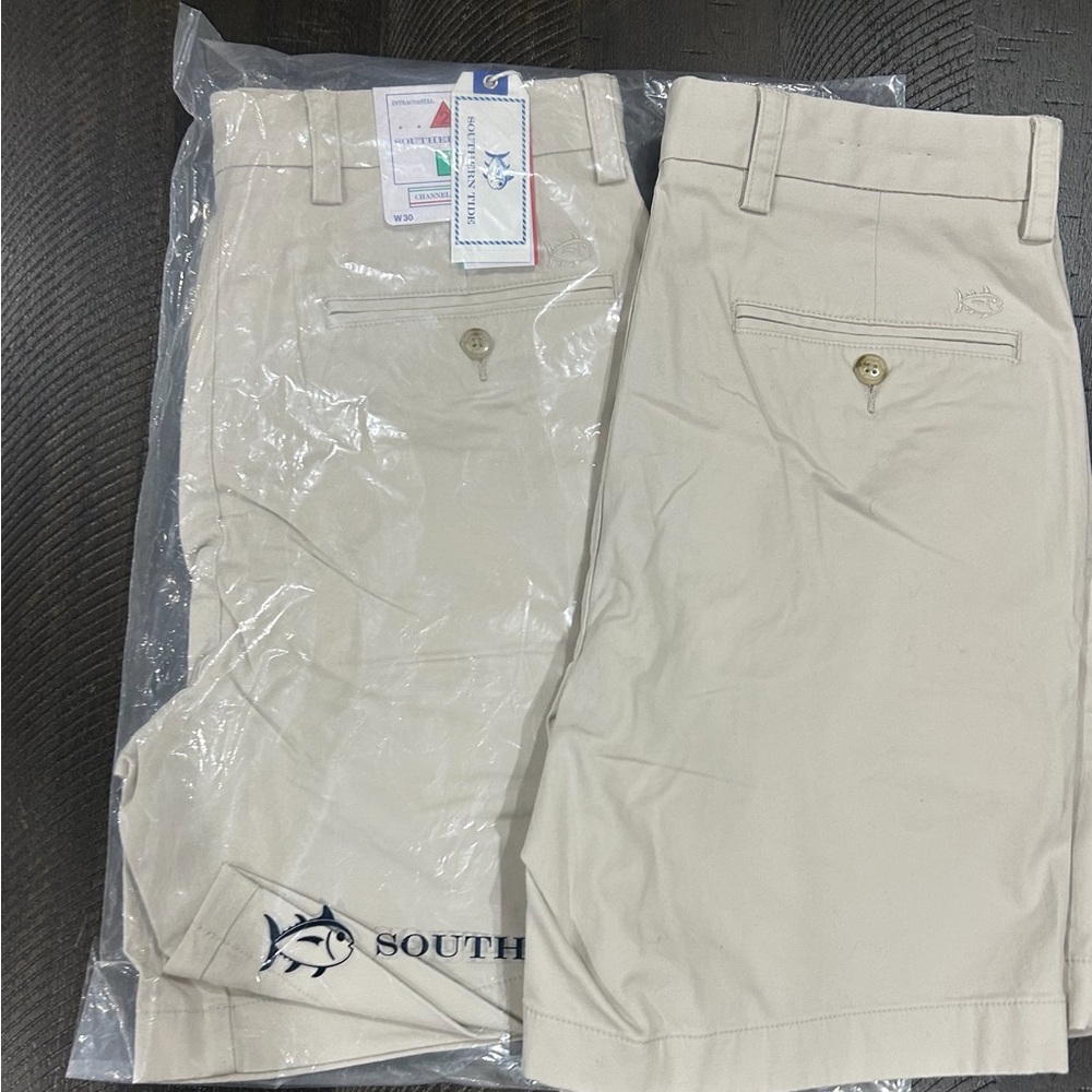 Southern Tide Khaki Men’s Shorts